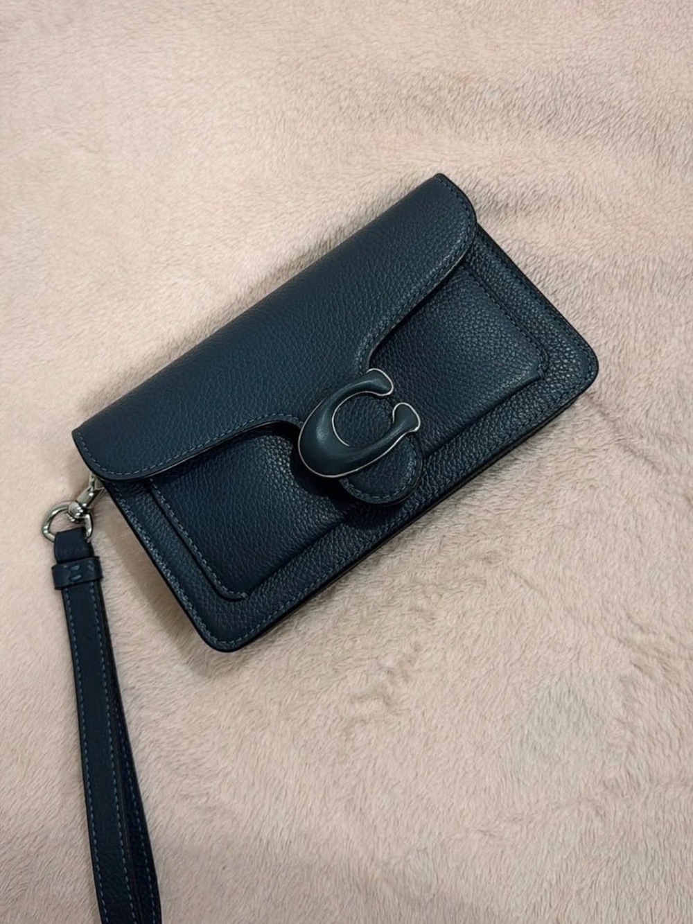 Leather Wristlet Crossbody Wallet - Dark blue